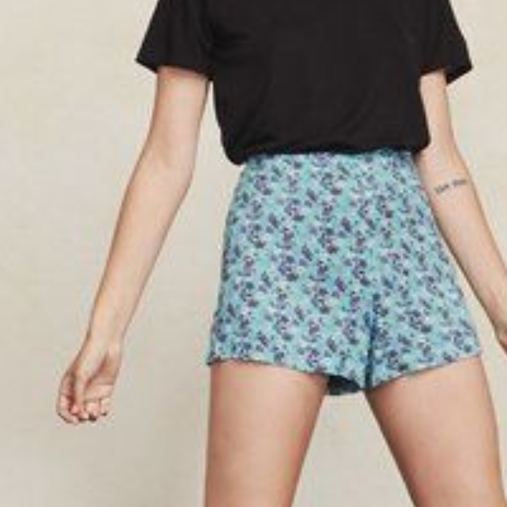 New Reformation Green tie dye decade shorts